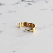 画像をギャラリービューアに読み込む, F.H. シルバーピアス(スリーリングフープ ゴールドコーティング):#E048GP