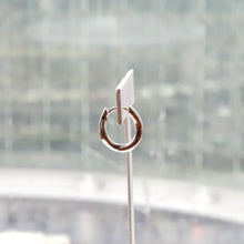 画像をギャラリービューアに読み込む, F.H. シルバーピアス(楕円フープピアス):#E057