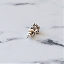 画像をギャラリービューアに読み込む, F.H. シルバーピアス:#E005WE