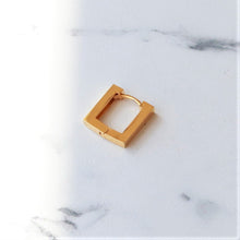 画像をギャラリービューアに読み込む, F.H. シルバーピアス(スクエアフープ ゴールドコーティング):#E014