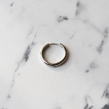 画像をギャラリービューアに読み込む, F.H. シルバーピアス(フープ 17mm):#E022