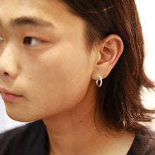 画像をギャラリービューアに読み込む, F.H. シルバーピアス(楕円フープピアス):#E057