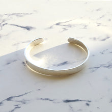 画像をギャラリービューアに読み込む, F.H. シルバーバングル(平打ち 7mm):#BG006