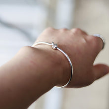 画像をギャラリービューアに読み込む, F.H. シルバーバングル(プレッツェルバングル):#BG008