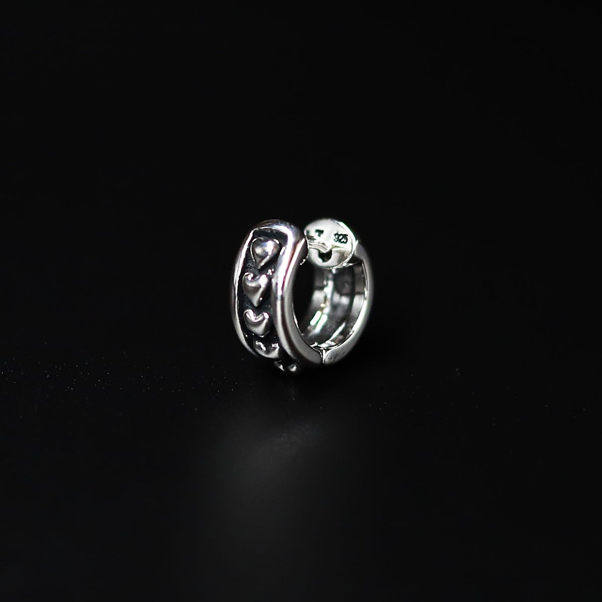【オーダー商品:納期約3ヶ月】 【正規取扱店】Leathers and Treasures:Heart Interior Earring