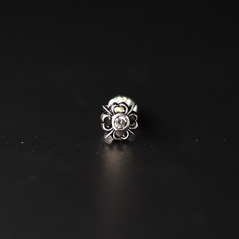 【オーダー商品:納期約3ヶ月】 【正規取扱店】Leathers and Treasures: Pope's stone cross w/diamond