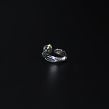 画像をギャラリービューアに読み込む, LONE ONES【正規取扱店】ロンワンズ:レイヴンフープピアス