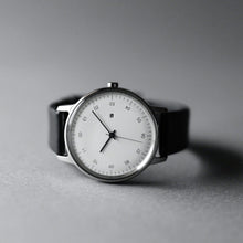 画像をギャラリービューアに読み込む, 【正規取扱店】sazare : SK01 / SS SILVER MIRROR FINISH / WHITE DIAL / BLACK SHEEPSKIN LETHER