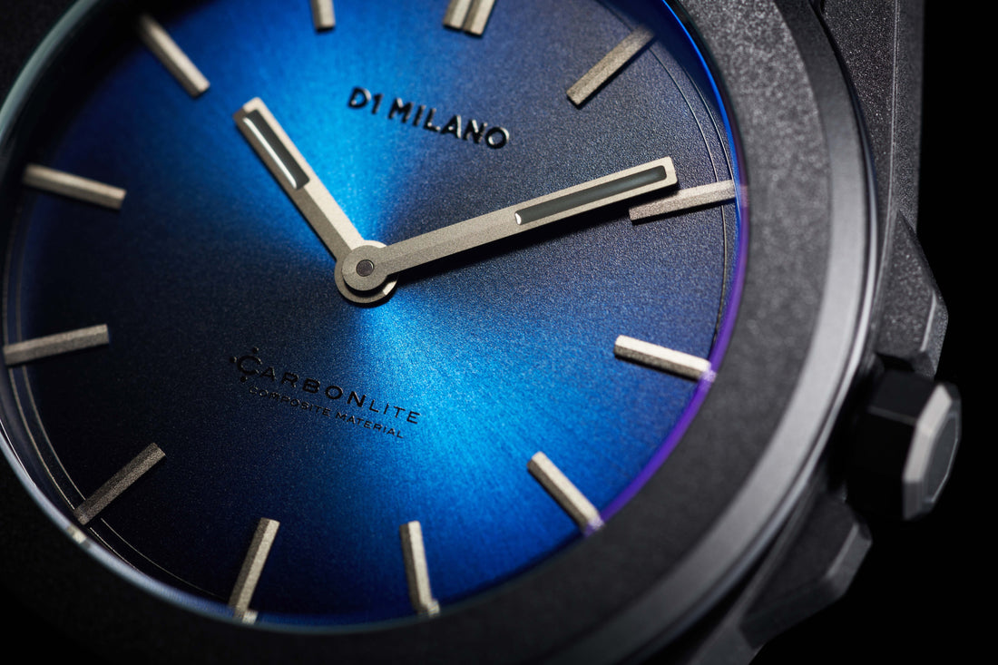「D1 MILANO」 よりハイスペックな特殊素材ケースの新作「CARBONLITE」