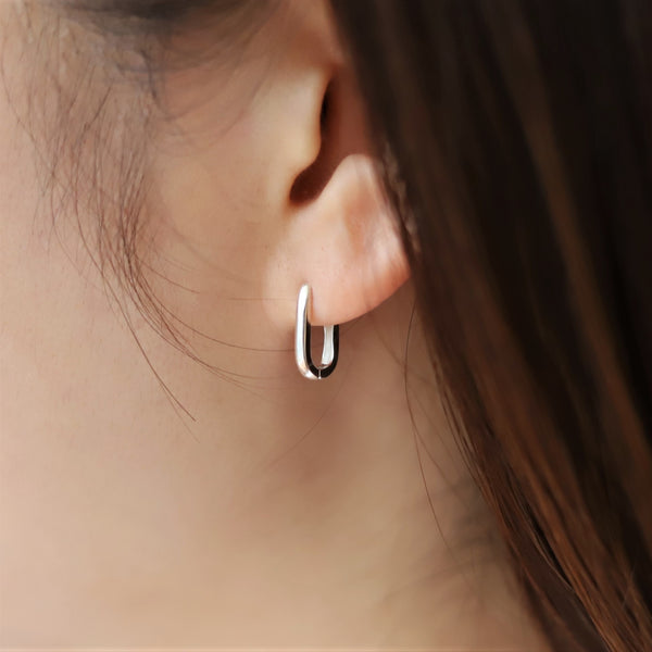 【ありそうでなかった】シンプルフープピアス
