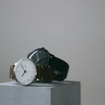 【正規取扱店】sazare : SK01 / SS SILVER MIRROR FINISH / WHITE DIAL / SILVER D BUCKLE BLACK BUTTERO LEATHER