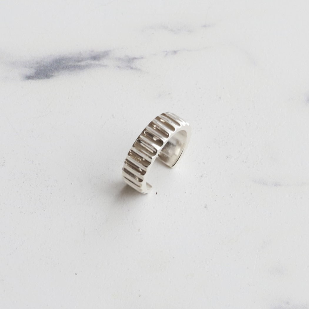 F.H. シルバーイヤーカフ：#EC013