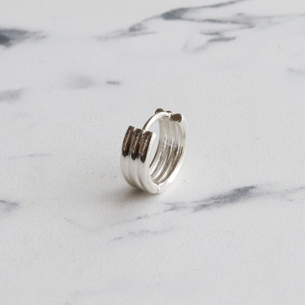 F.H. シルバーピアス（スリーリングフープ）：#E048SV