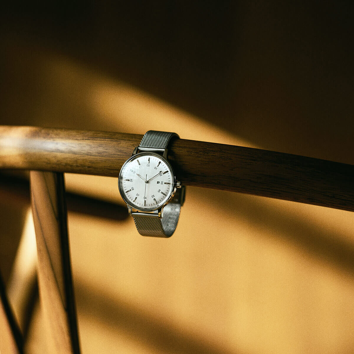 【取り寄せ商品：納期約2週間】sazare【正規取扱店】：SK01 1970 / SS SILVER MIRROR FINISH / SILVER INDEX DIAL / SILVER MESH