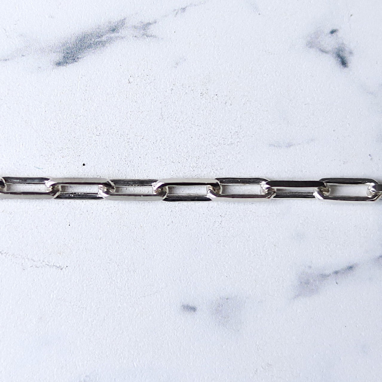 【綺麗目に着けたい方に】F.H. シルバーブレスレット（長あずきチェーン 3mm）：#B043-19cm