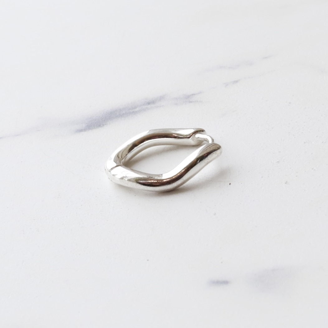 F.H. シルバーピアス（楕円フープピアス）：#E057