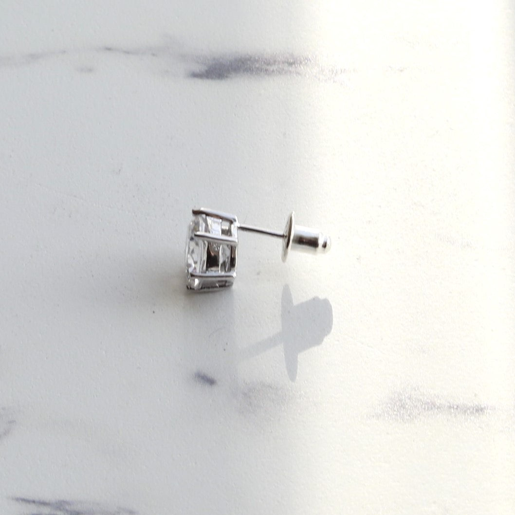 F.H. シルバーピアス（ジルコニア 9mm）：#E056