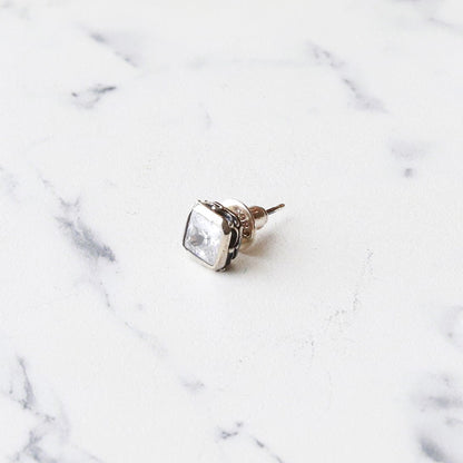 F.H. シルバーピアス（スクエアジルコン ホワイト）：#E024-W