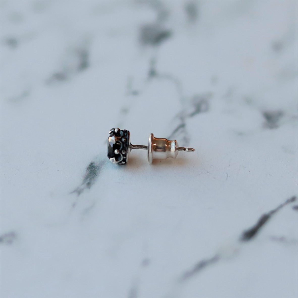 F.H. シルバーピアス：#E005BK