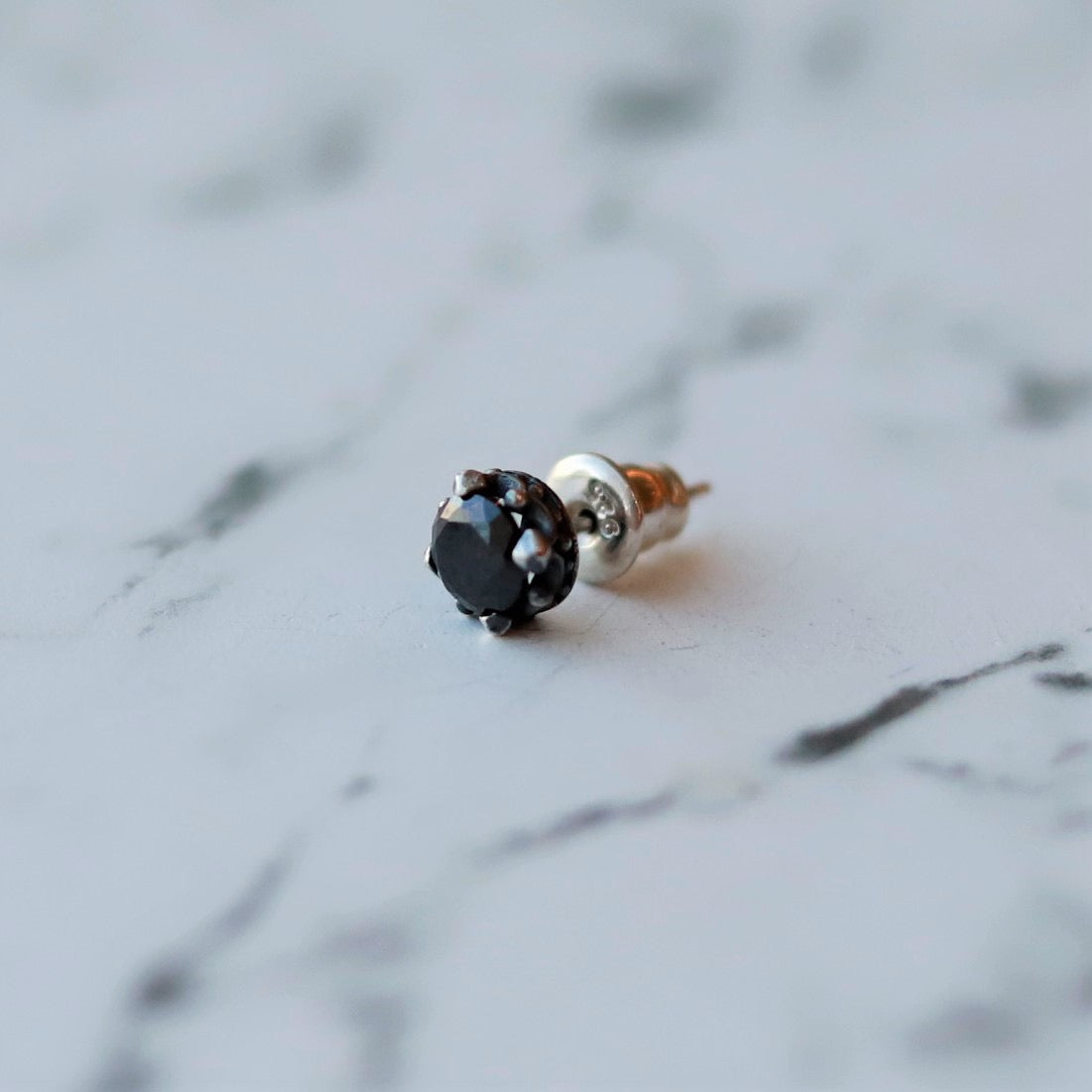 F.H. シルバーピアス：#E005BK