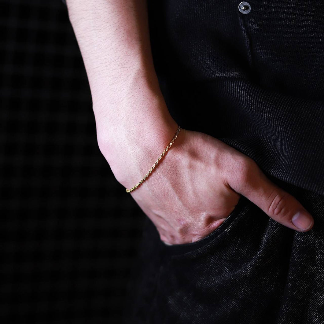 【クラシックなデザインが魅力のブレスレット】F.H.  シルバーブレスレット（ロープチェーン 1.8mmゴールドコーティング）：#B038GP-19cm