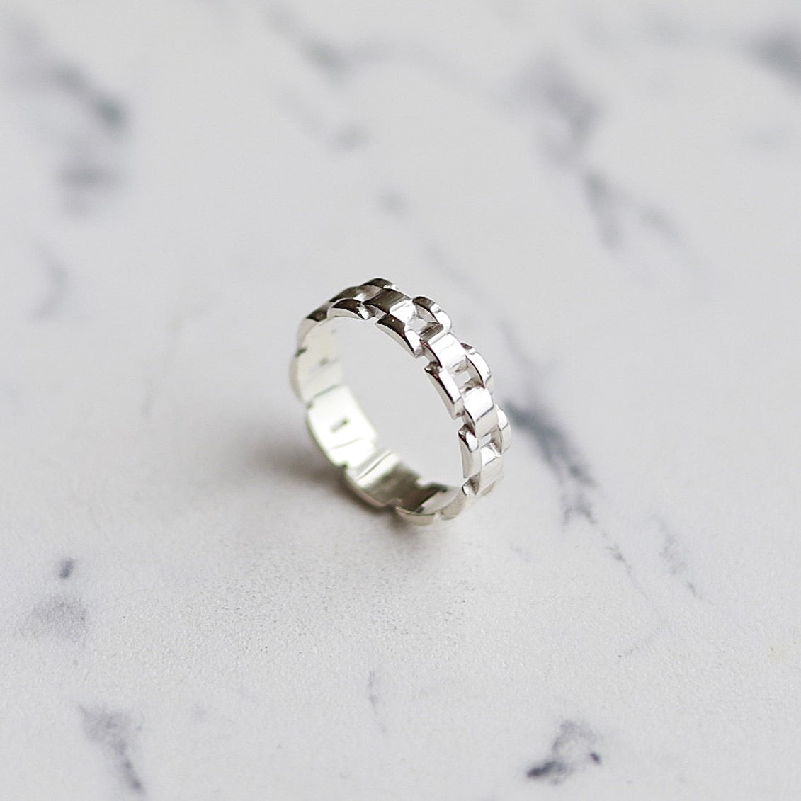 F.H. シルバーリング(スクエアチェーンリング）：#R035