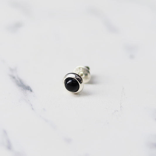 F.H. シルバーピアス（天然石オニキス）：#E065ONX