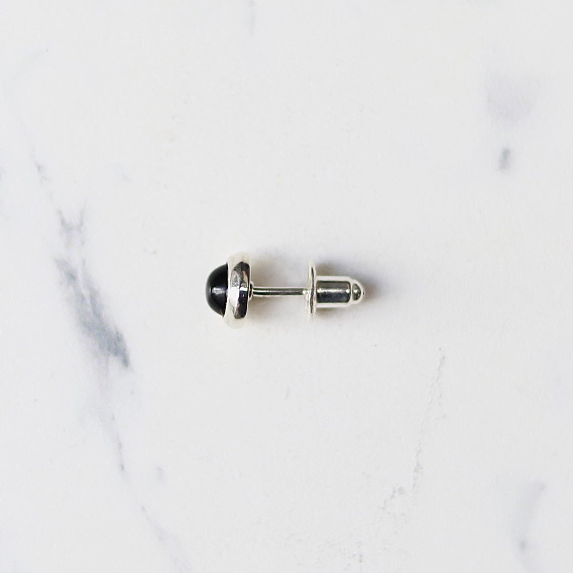 F.H. シルバーピアス（天然石オニキス）：#E065ONX