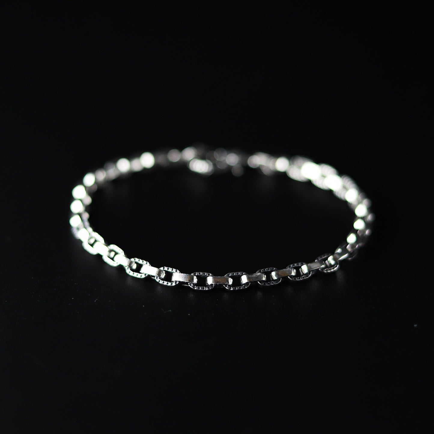 【オーダー商品：納期約3ヶ月】【正規取扱店】Leathers and Treasures： ハーフエングレイブリンクチェーンブレスレット 21cm