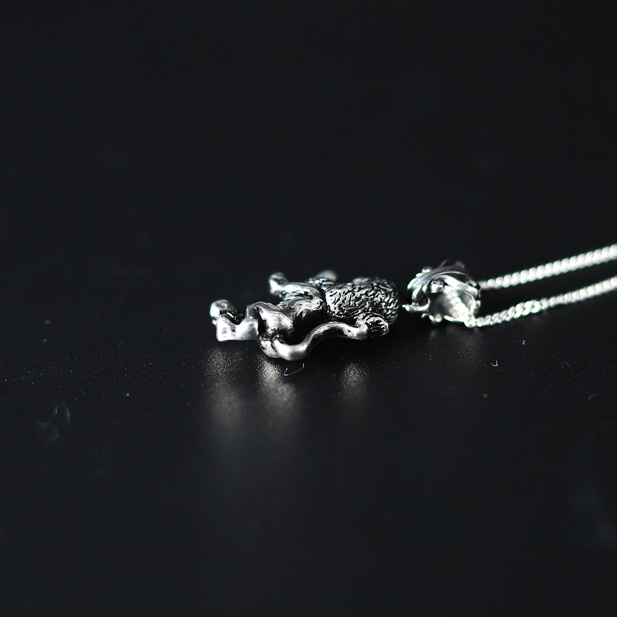 【正規取扱店】Leathers and Treasures : Rampant Lion Charm