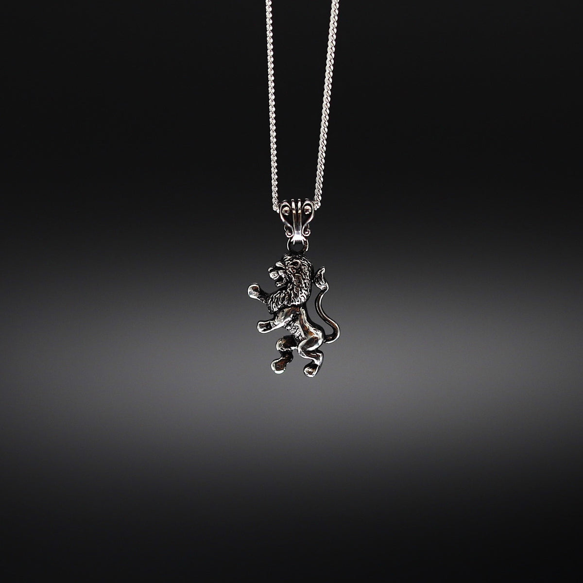 【正規取扱店】Leathers and Treasures : Rampant Lion Charm