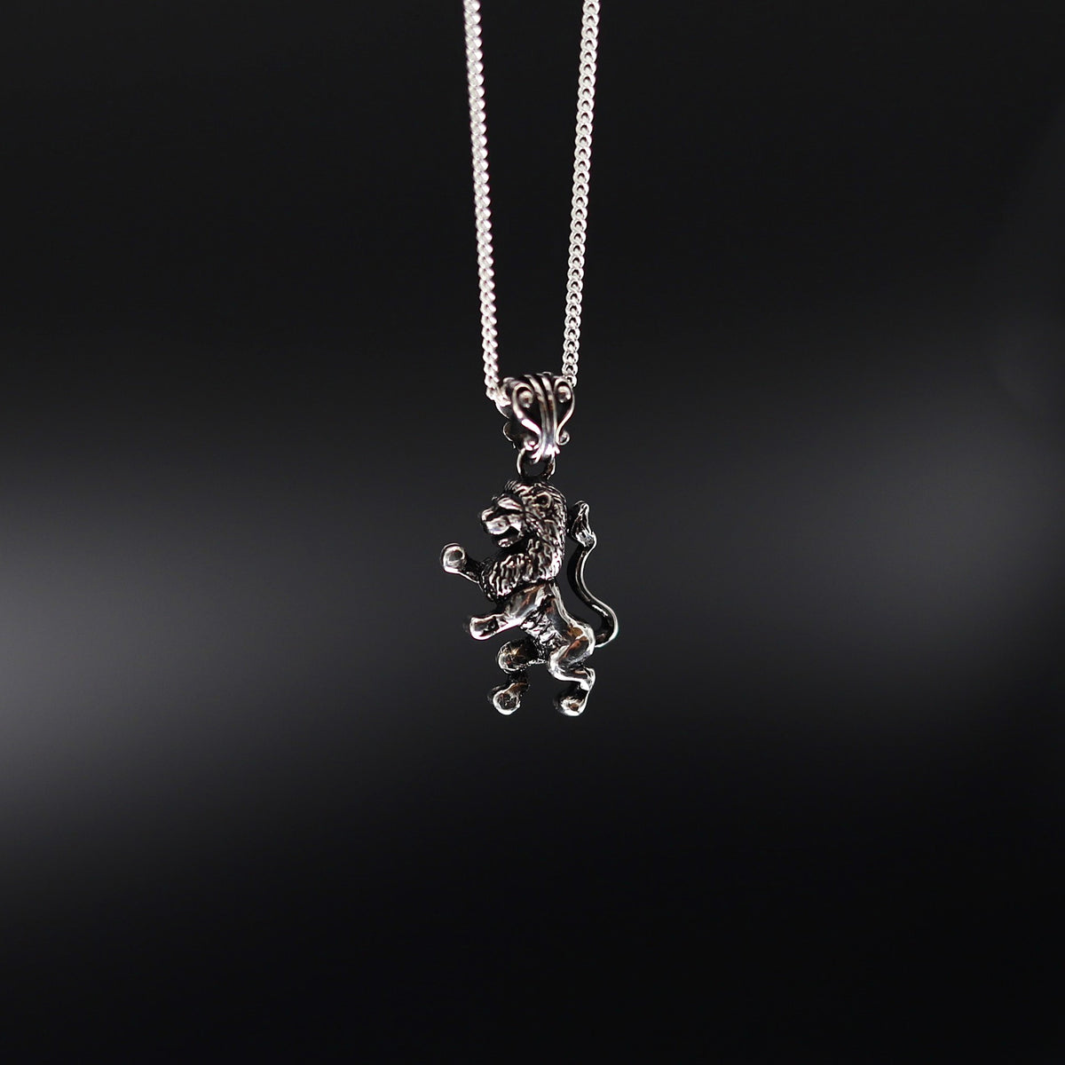 【正規取扱店】Leathers and Treasures : Rampant Lion Charm