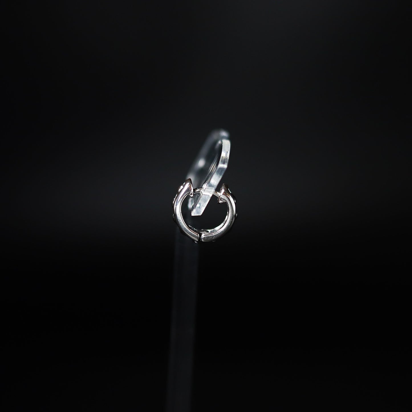 【正規取扱店】Leathers and Treasures：Heart Interior Earring