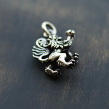 画像をギャラリービューアに読み込む, 【正規取扱店】Leathers and Treasures： ランパントライオンペンダント
