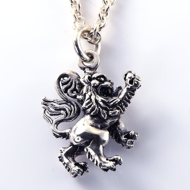 【オーダー商品：納期約3ヶ月】【正規取扱店】Leathers and Treasures： ランパントライオンペンダント