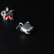 画像をギャラリービューアに読み込む, 【正規取扱店】Leathers and Treasures： Small Temptation Forbidden Fruits Inlay Pendant w/Snake w/Stingray w/Red
