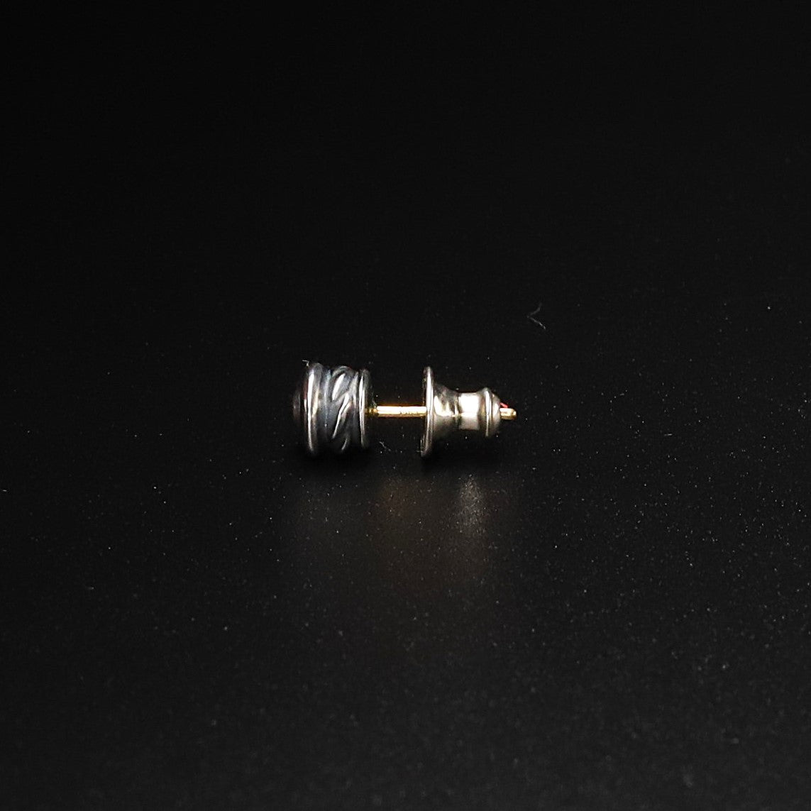 【オーダー商品：納期約4ヶ月】LONE ONES【正規取扱店】ロンワンズ： カーブドスタッドイヤリング