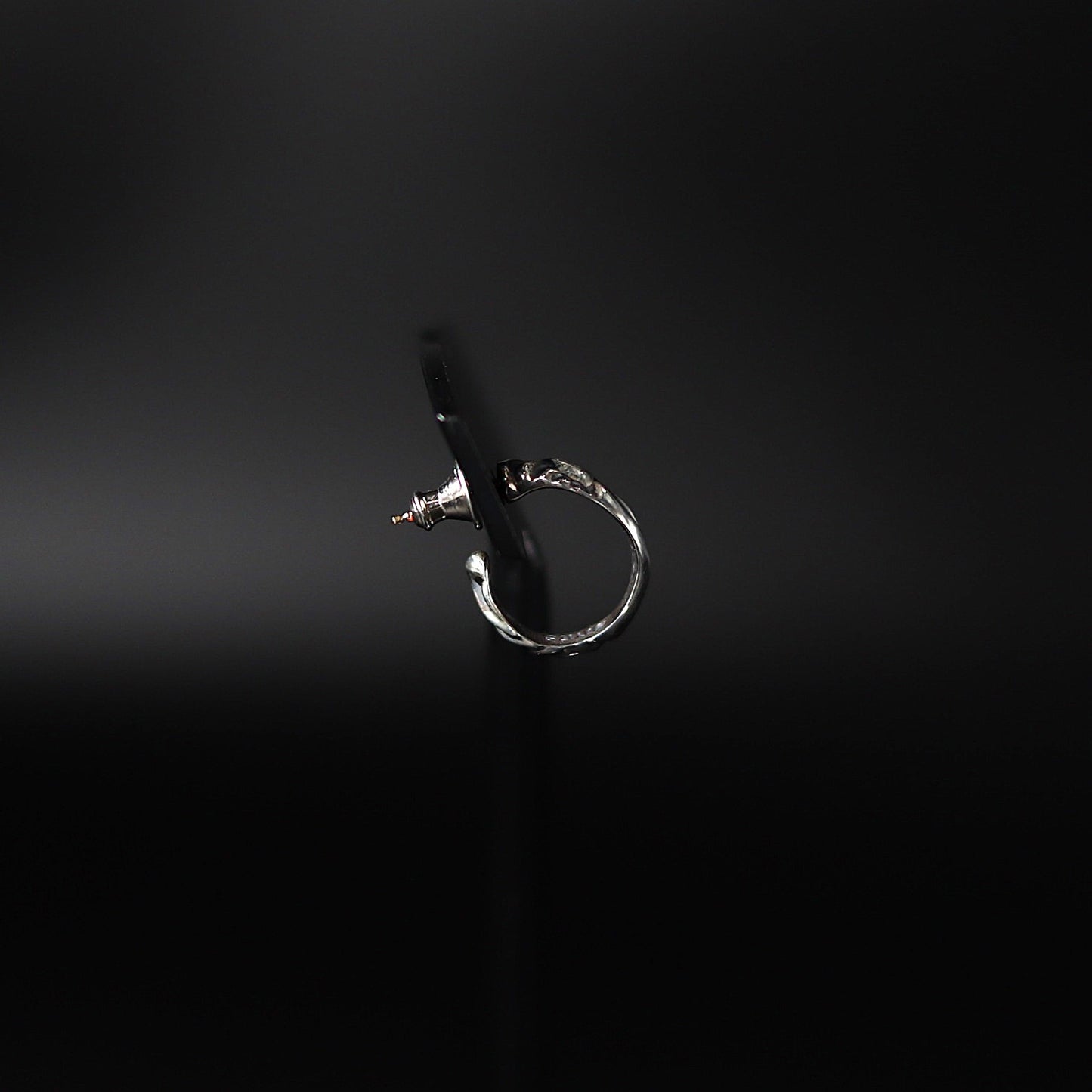 【オーダー商品：納期約4ヶ月】LONE ONES【正規取扱店】ロンワンズ：レイヴンフープピアス