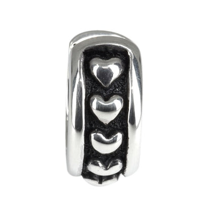 【正規取扱店】Leathers and Treasures：Heart Interior Earring