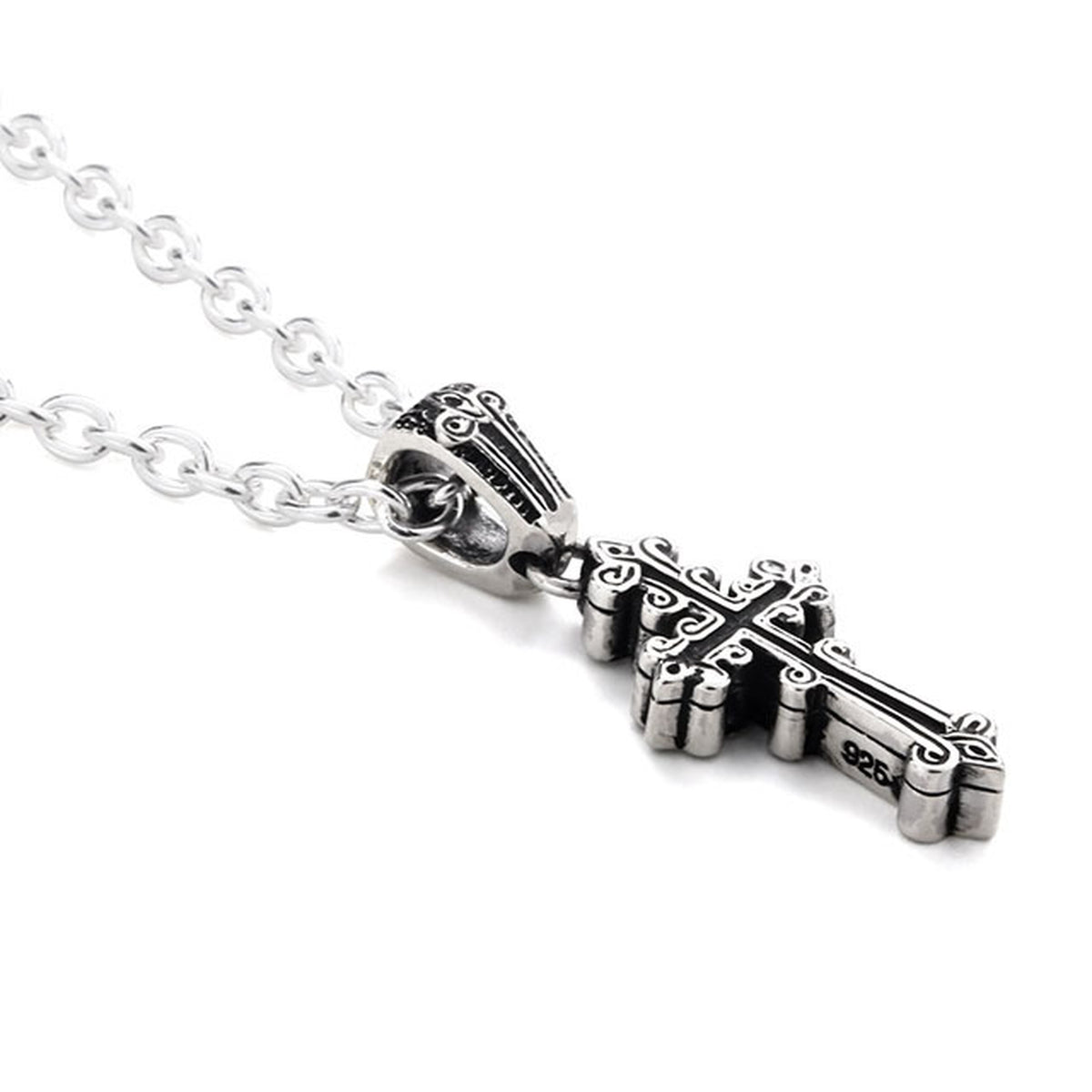 【オーダー商品：納期約3ヶ月】 【正規取扱店】Leathers and Treasures：Narrow celtic cross Pendant