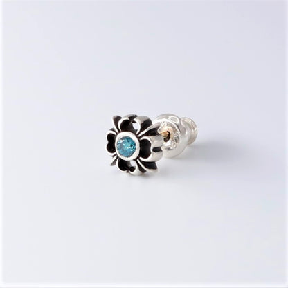 【オーダー商品：納期約3ヶ月】【正規取扱店】Leathers and Treasures： Pope's stone cross w/ blue diamond