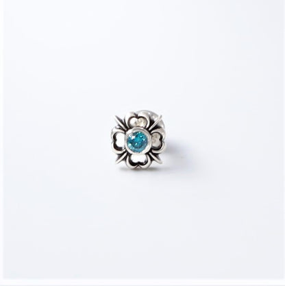 【オーダー商品：納期約3ヶ月】【正規取扱店】Leathers and Treasures： Pope's stone cross w/ blue diamond