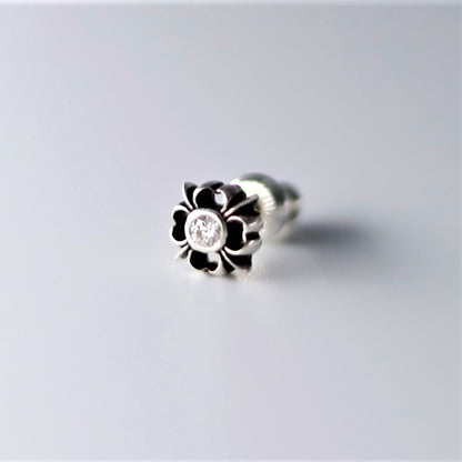 【オーダー商品：納期約3ヶ月】【正規取扱店】Leathers and Treasures： Pope's stone cross w/diamond