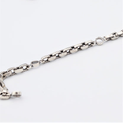 【オーダー商品：納期約3ヶ月】【正規取扱店】Leathers and Treasures：Harf engraved links Chain w/celtic lobster claw 50cm