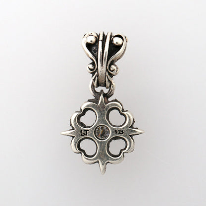 【オーダー商品：納期約3ヶ月】 【正規取扱店】Leathers and Treasures：Pope's stone cross Charm w/diamond